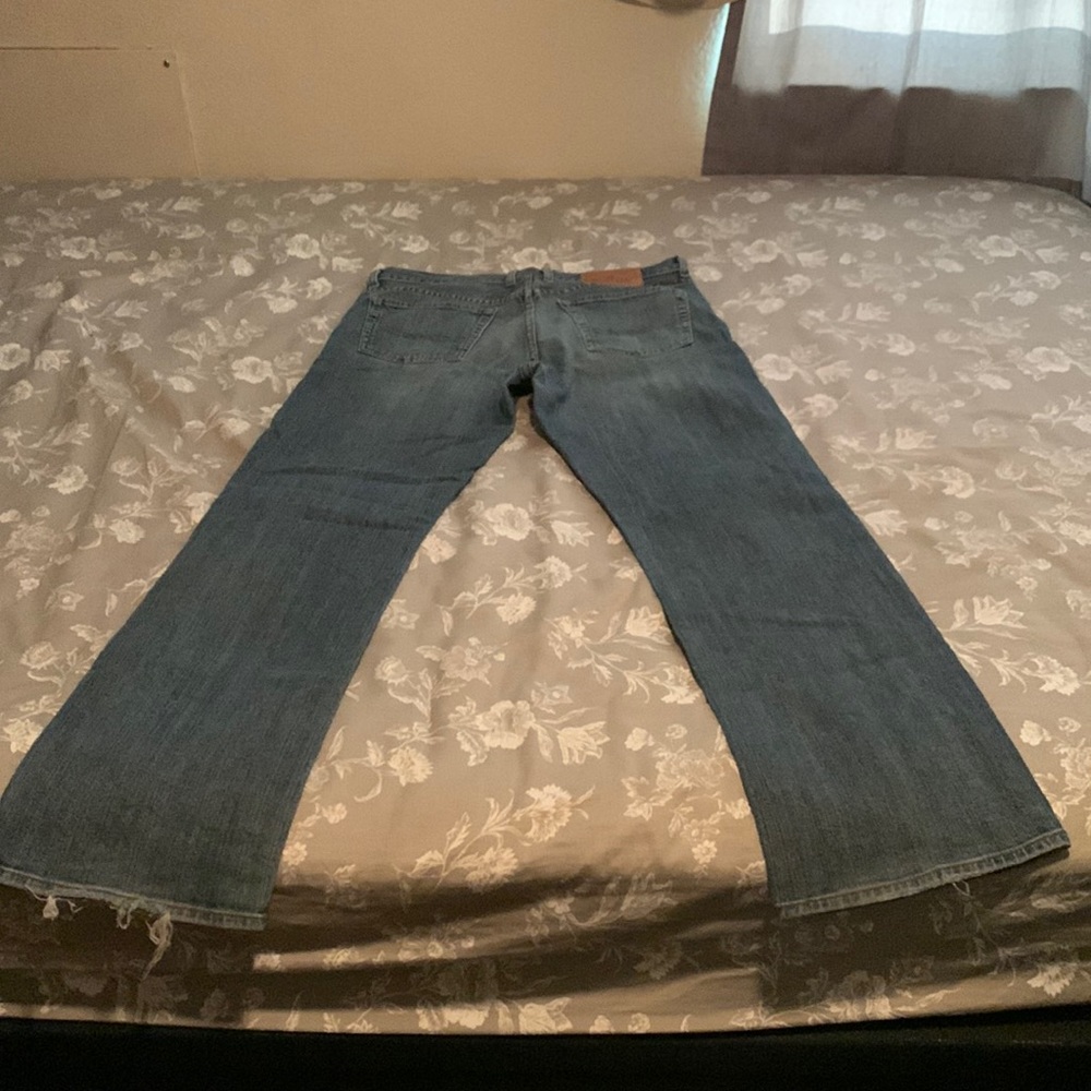 Vintage USA made Lucky bootleg (bootcut) jeans, size 33x32